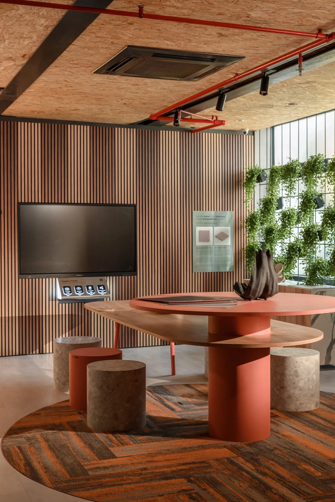 reative Hub by An Cuong