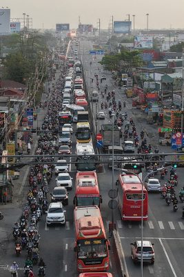 tuyen duong 6 lan xe